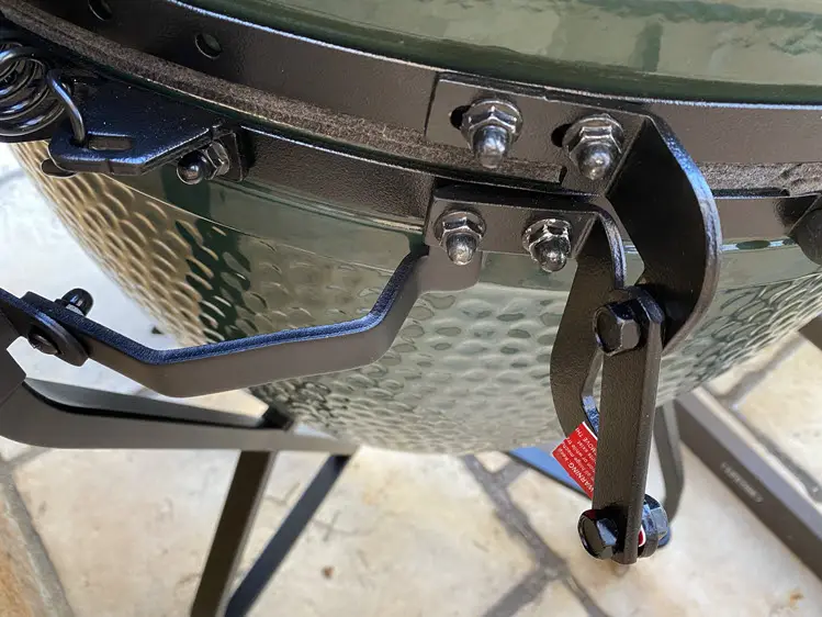 Big Green Egg Rear Right Hinge Assembly Big Green Egg Rear Right Hinge Assembly
